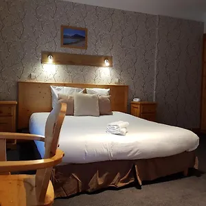 2* Hotel Savoy Hotel&restaurant